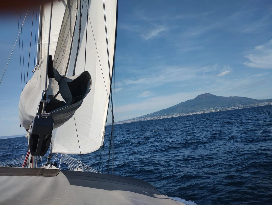 Mare e Vesuvio